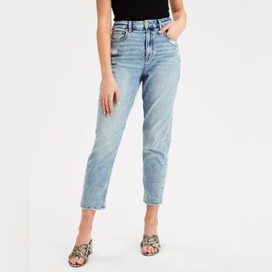 American Eagle Crop Curvy Mom Jeans